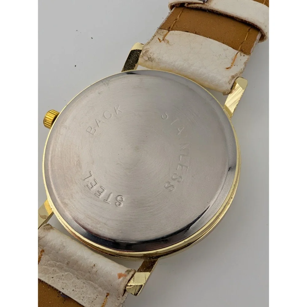Elephant‎ Dial Watch Women 38mm Gold Case White Faux Leather Band- New Battery